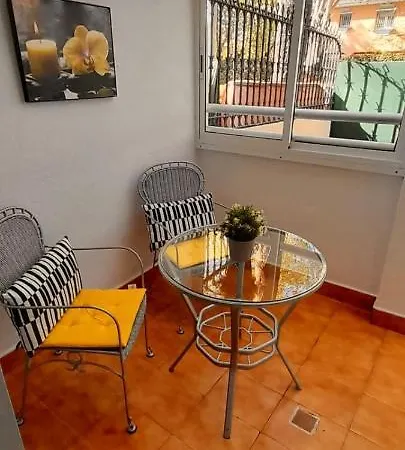 Apartamento Pedregalejo Playa, Piscina Y Parking
